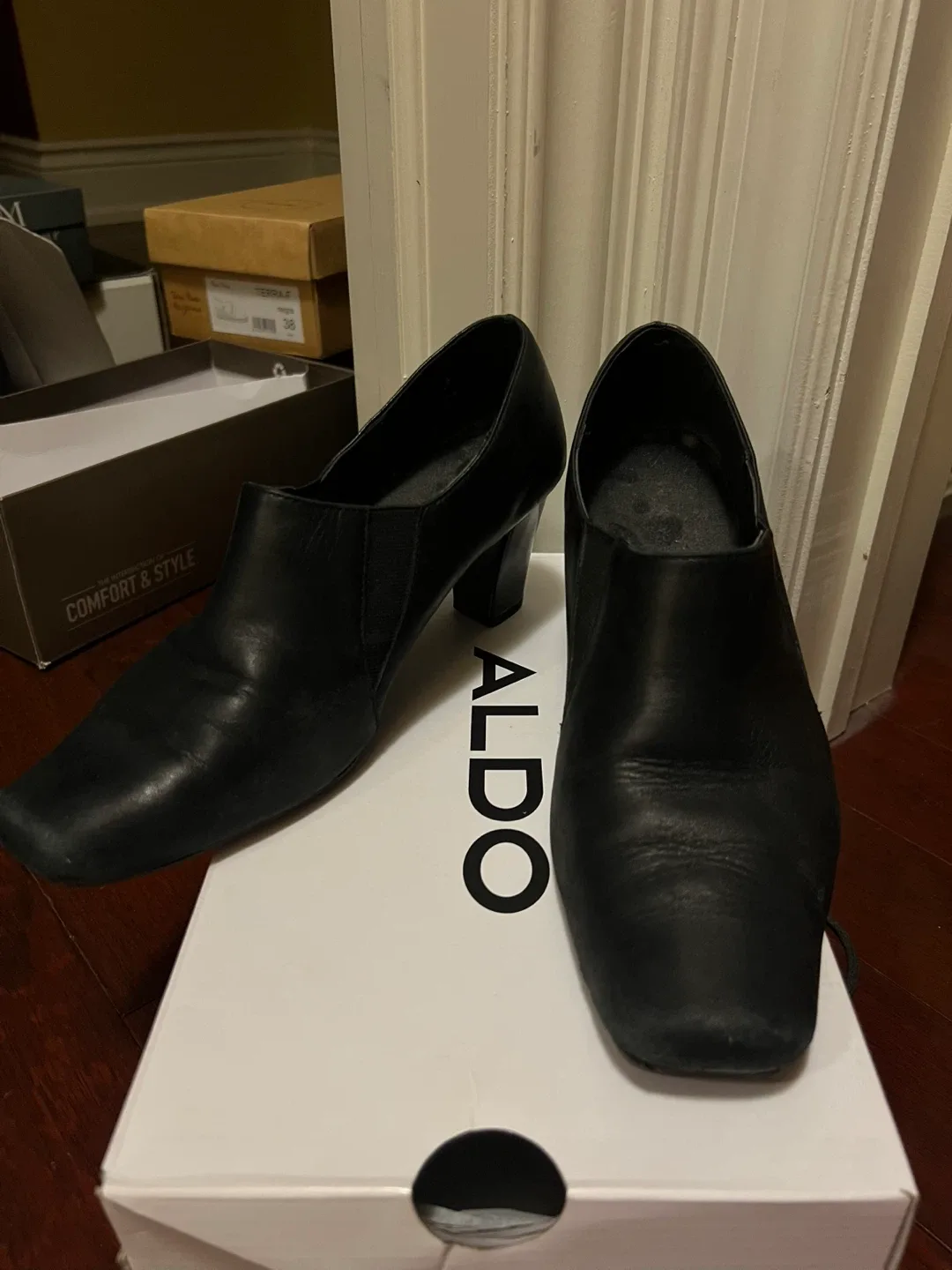 Aldo Black Leather Heeled Shoes Size 8