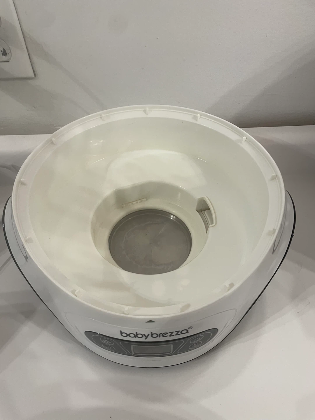 Baby Brezza Baby Bottle Sterilizer Dryer - photo 3
