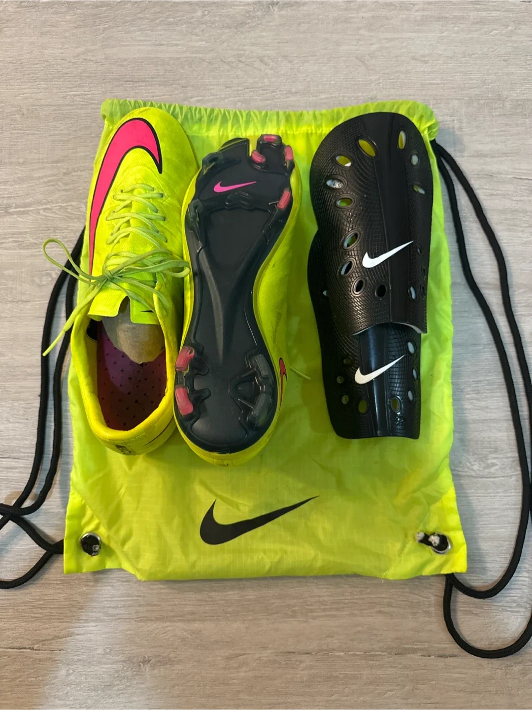 Nike Mercurial Soccer Cleats Size 9 & Shin Guards