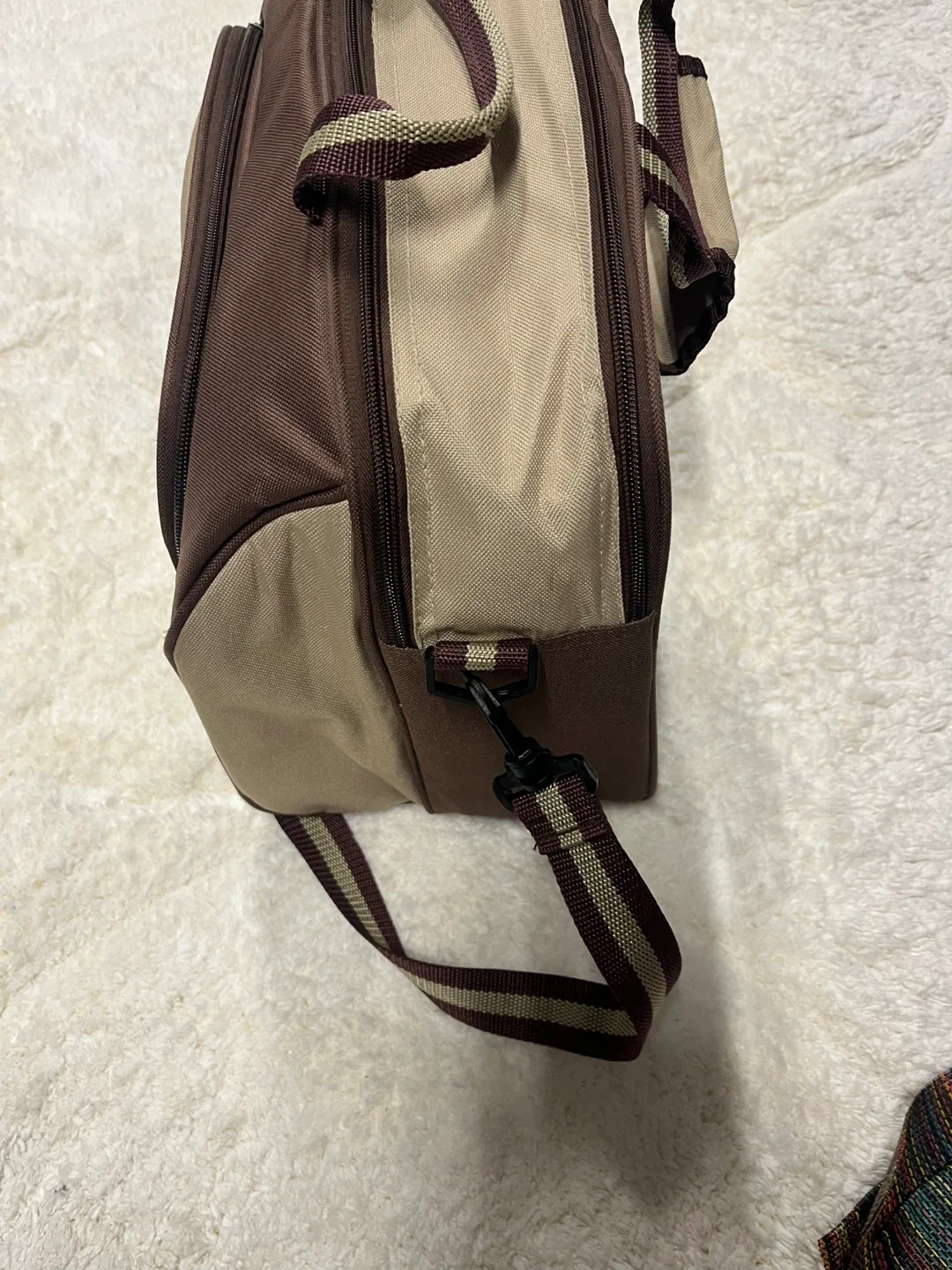Pic-Nic Brown & Beige Cooler Bag image indicator(6)