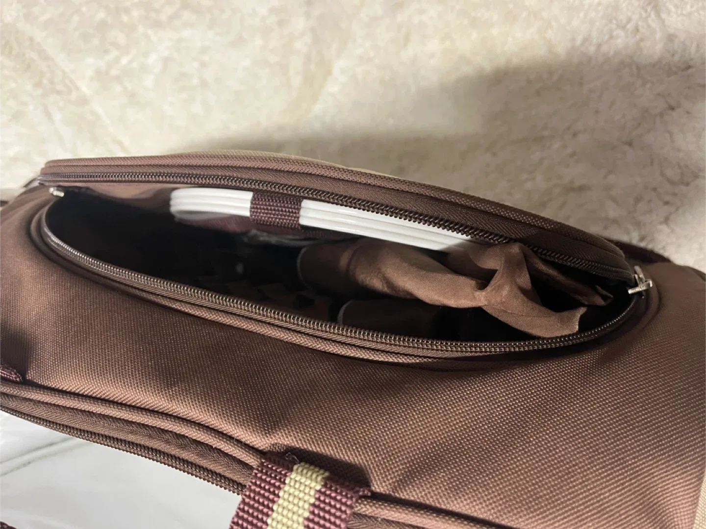 Pic-Nic Brown & Beige Cooler Bag image indicator(3)