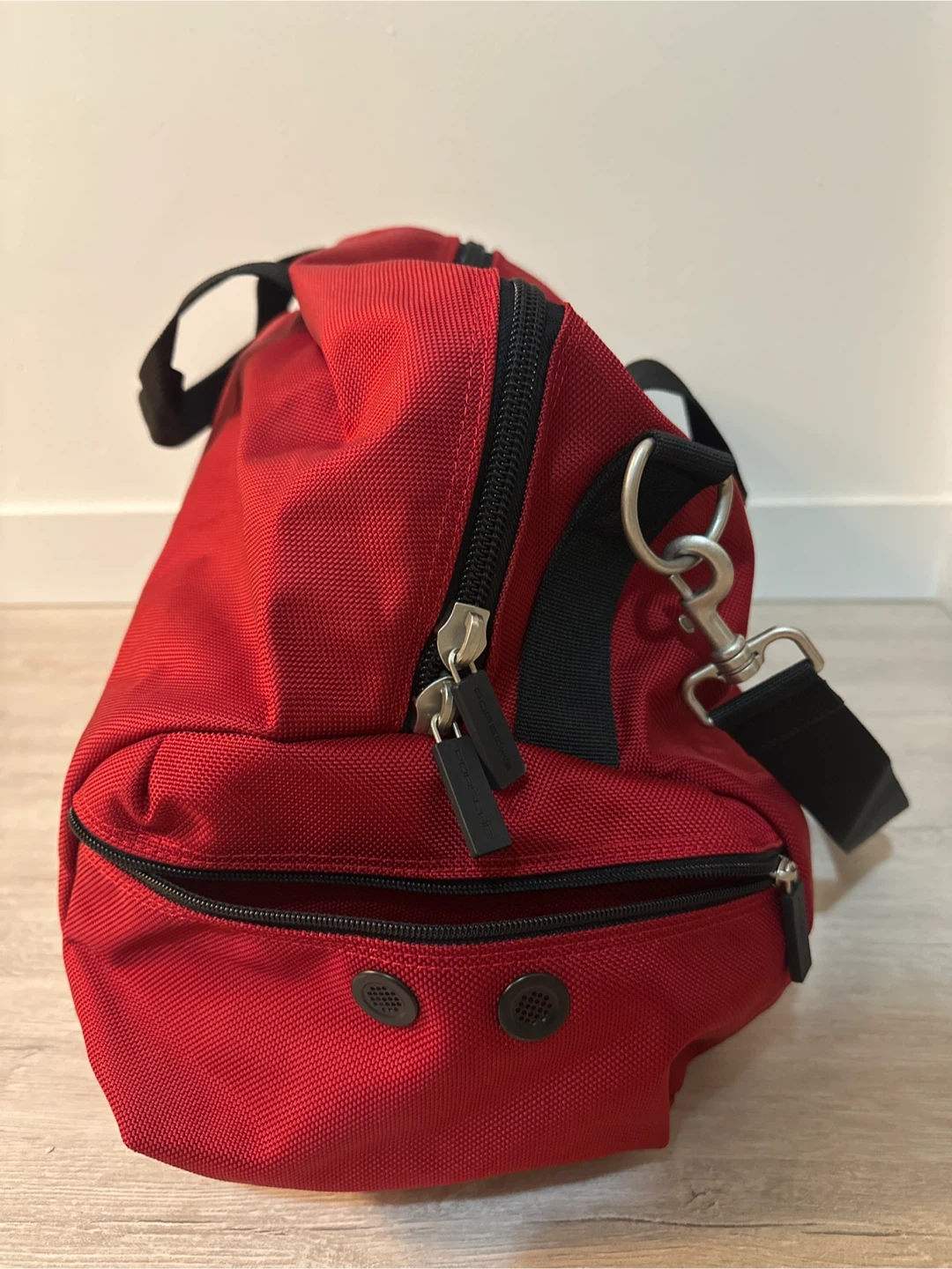 (Boxing Day Sale) Porsche Red Duffle Bag - photo 2