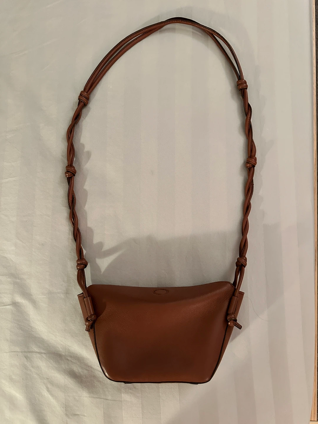 Massimo Dutti - LEATHER CROSSBODY BAG WITH WOVEN STRAP - photo 2