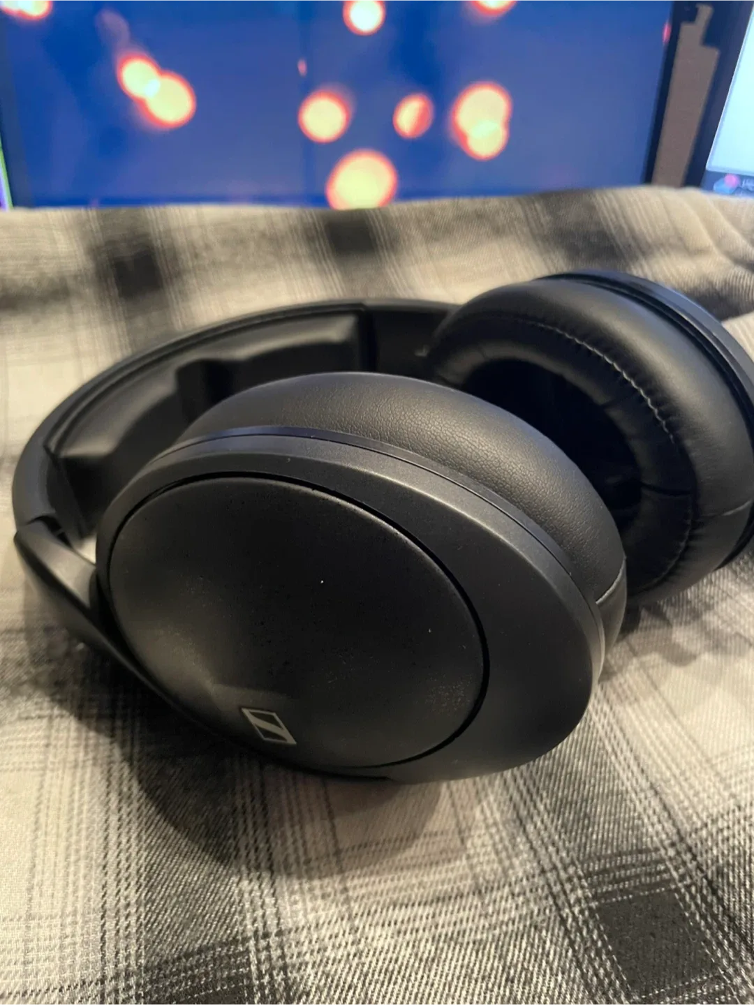 Sennheiser HD 620S Audiophile Closed-back wired Headphones