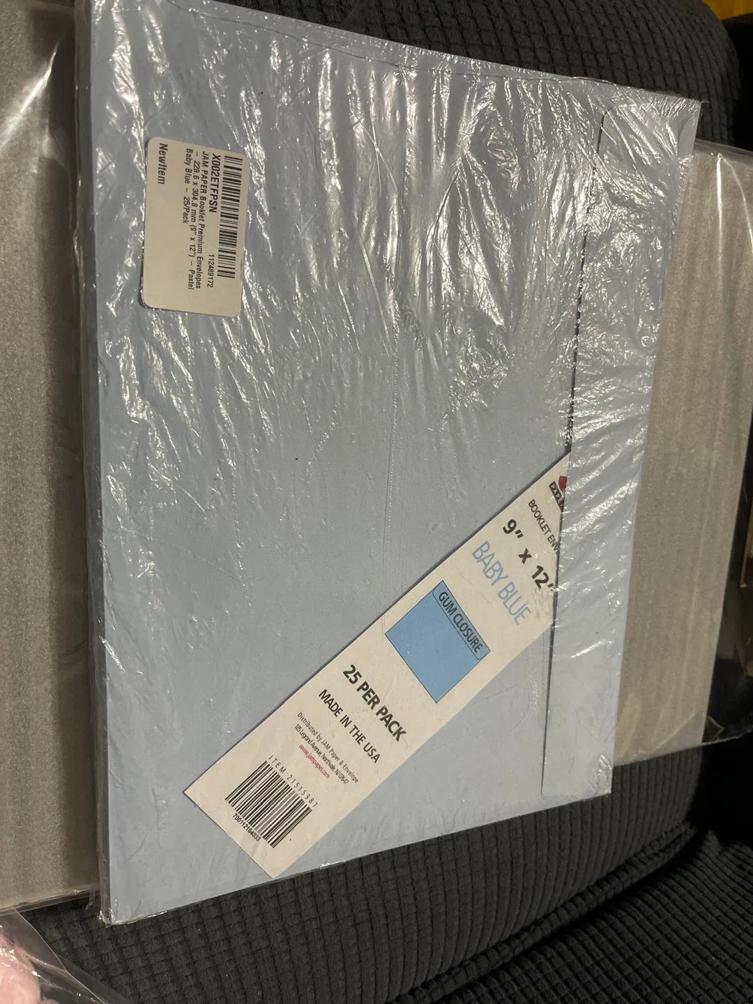 JAM Paper Booklet Envelopes - 9" x 12" - Baby Blue - New image indicator(3)