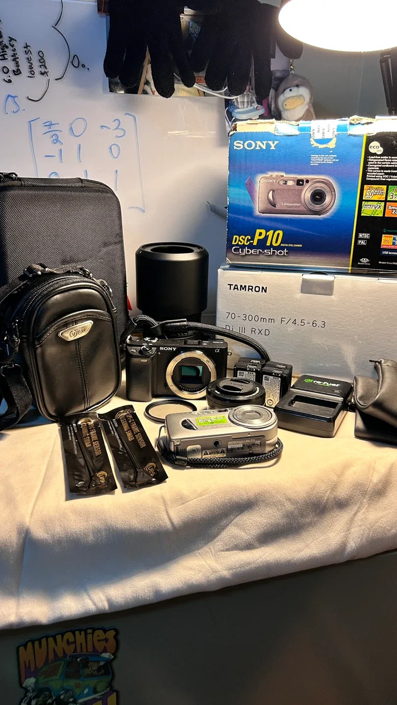 Sony a6300+(OFFERS WELCOMED) 70-300mm+16-50mm+ Sony Cybershot