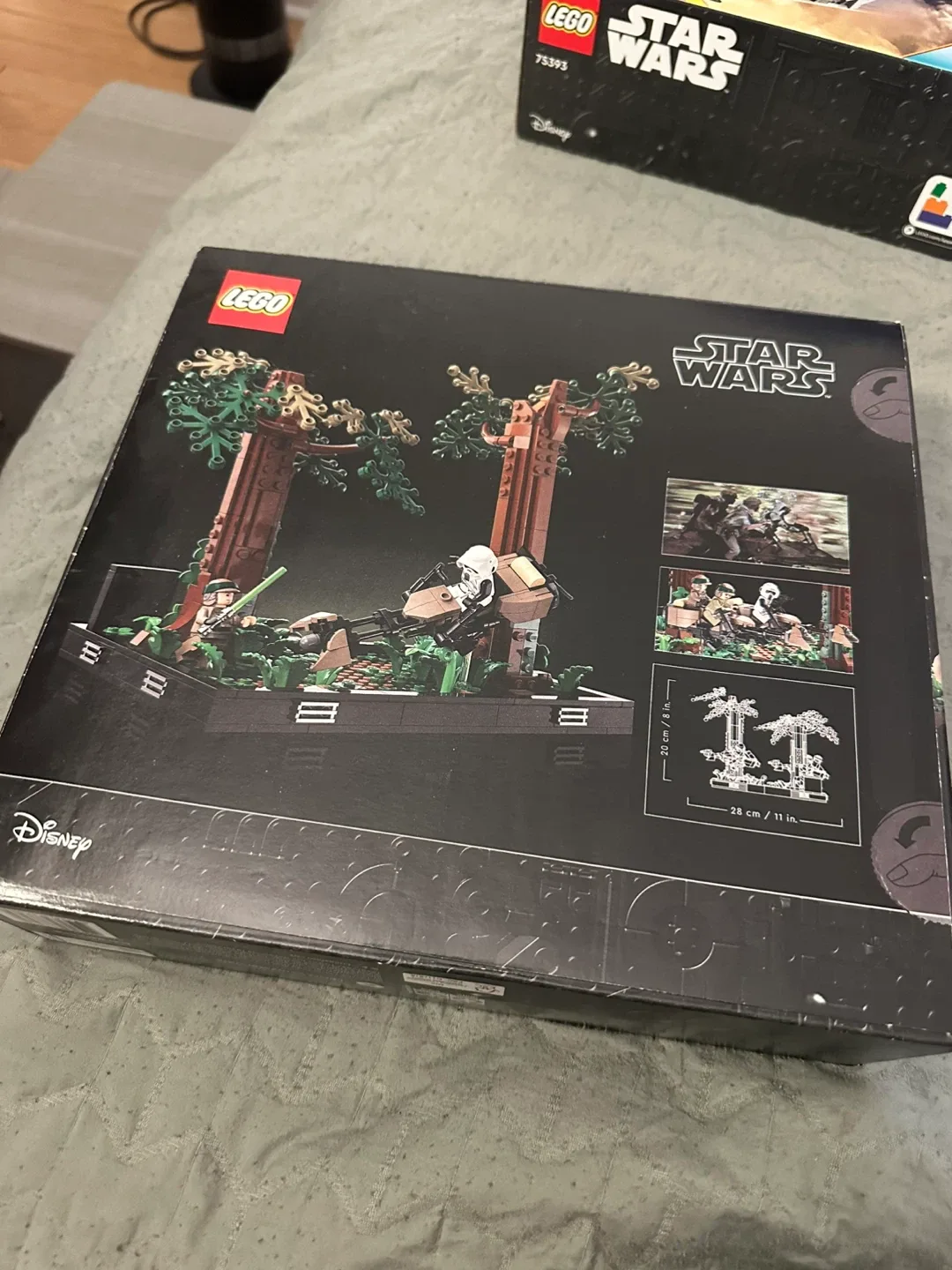 LEGO Star Wars Endor Speeder Chase Diorama 75353