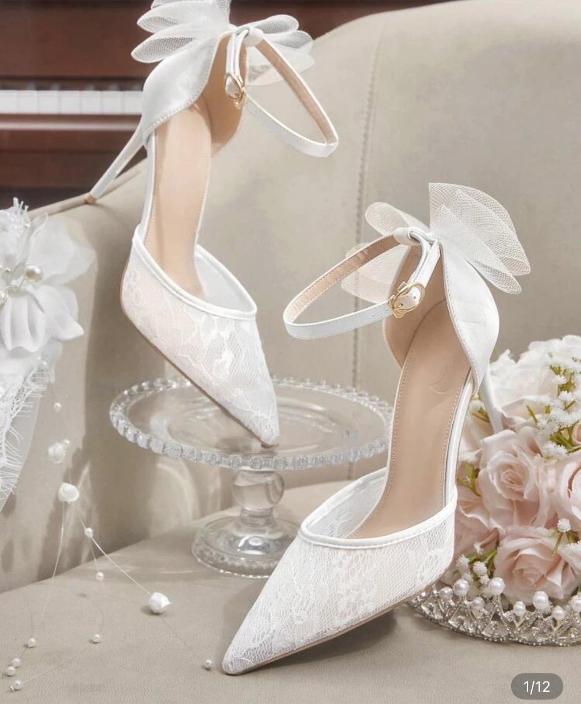 White Lace Heels with Bow Detail - photo 2