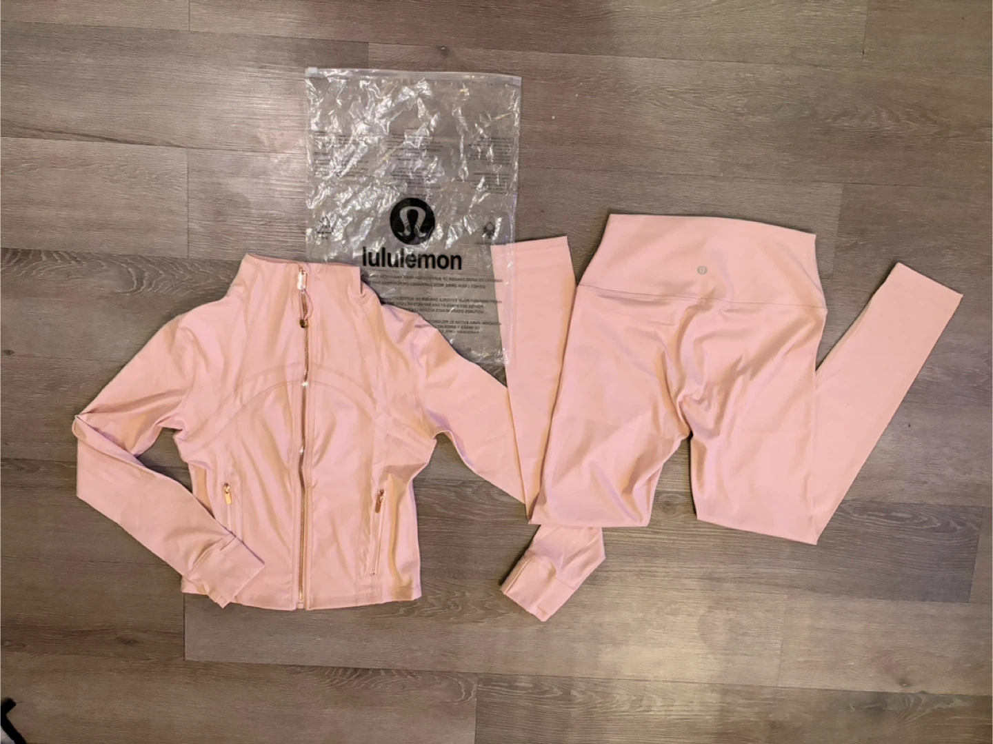 Lululemon Define Jacket & Align Leggings Set - photo 2
