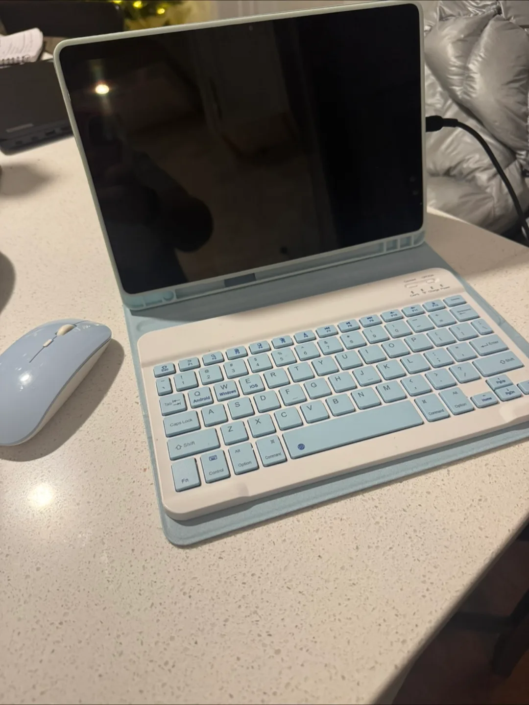 Tablet with Keyboard and Mouse Set