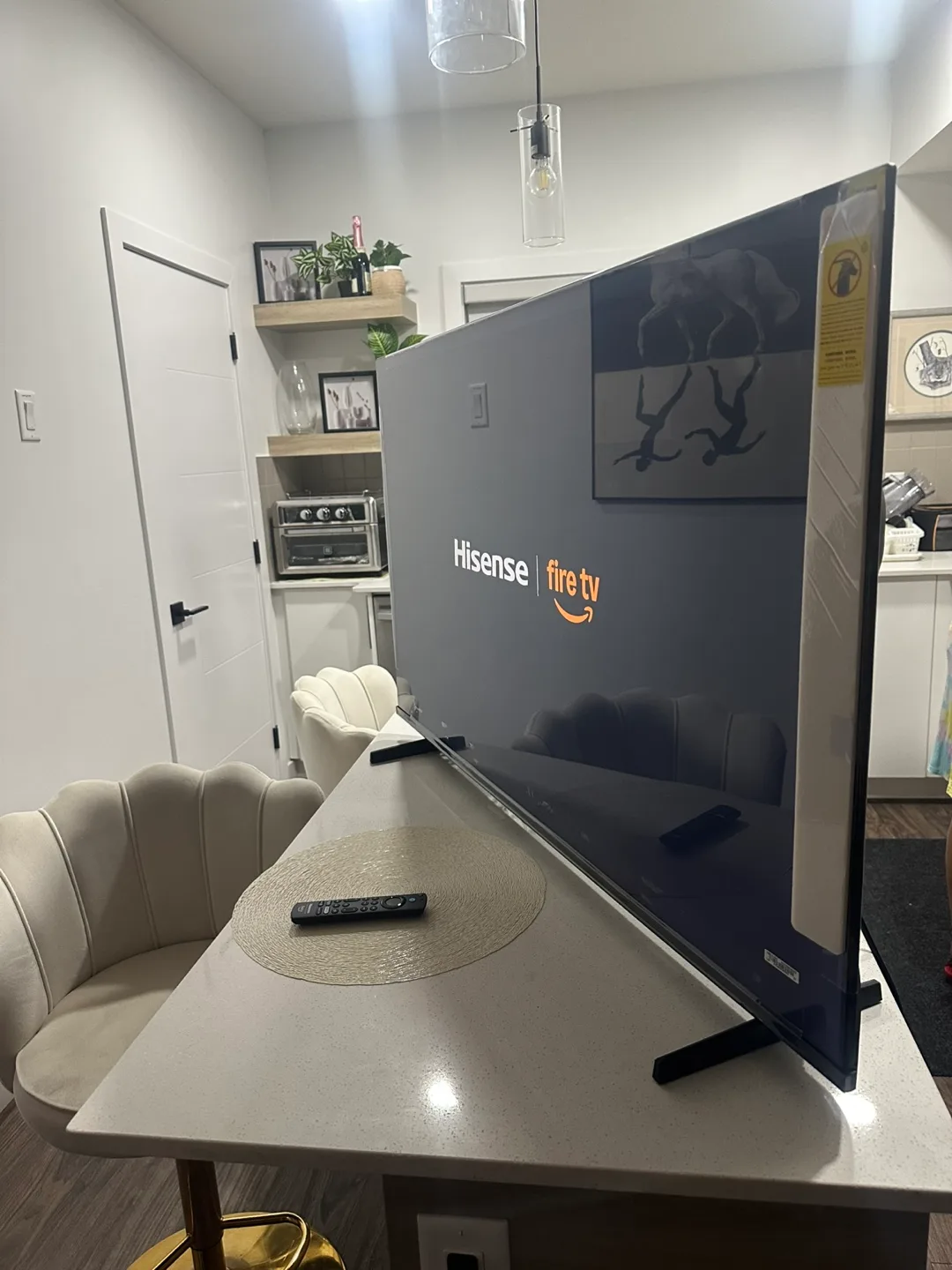 New 50-inch Hisense Qled Fire TV – Smart TV with Remote & Manual