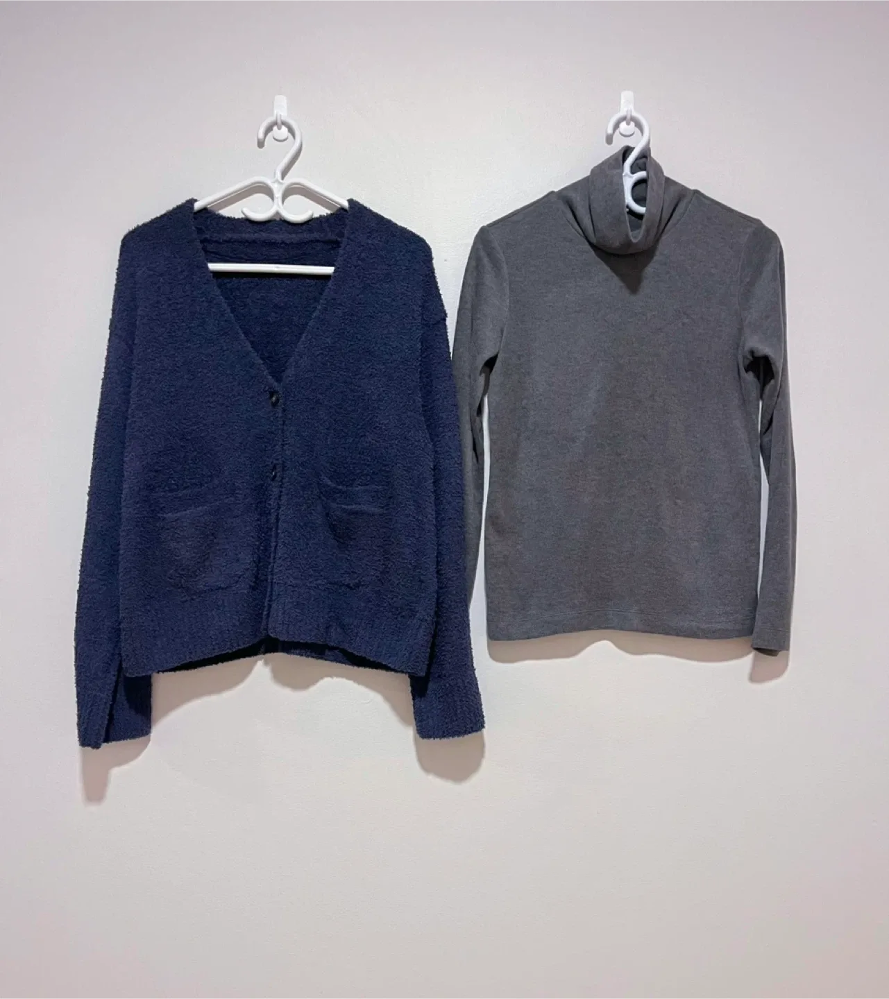 Women’s Uniqlo Cardigan & Turtleneck Set - Size S