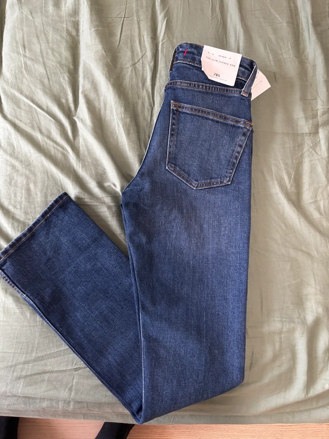 Zara Slim Fit Crop Leg Mid Rise Jeans - Size 32