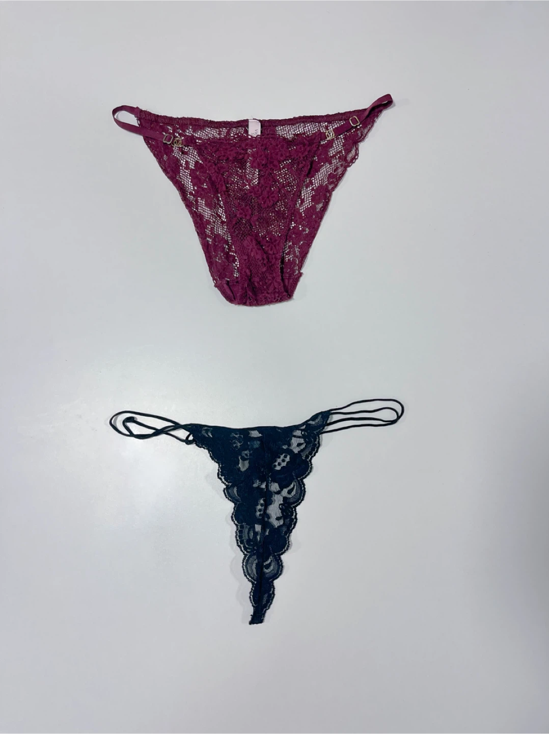 Victoria's Secret Lace Thong Panties - Size S