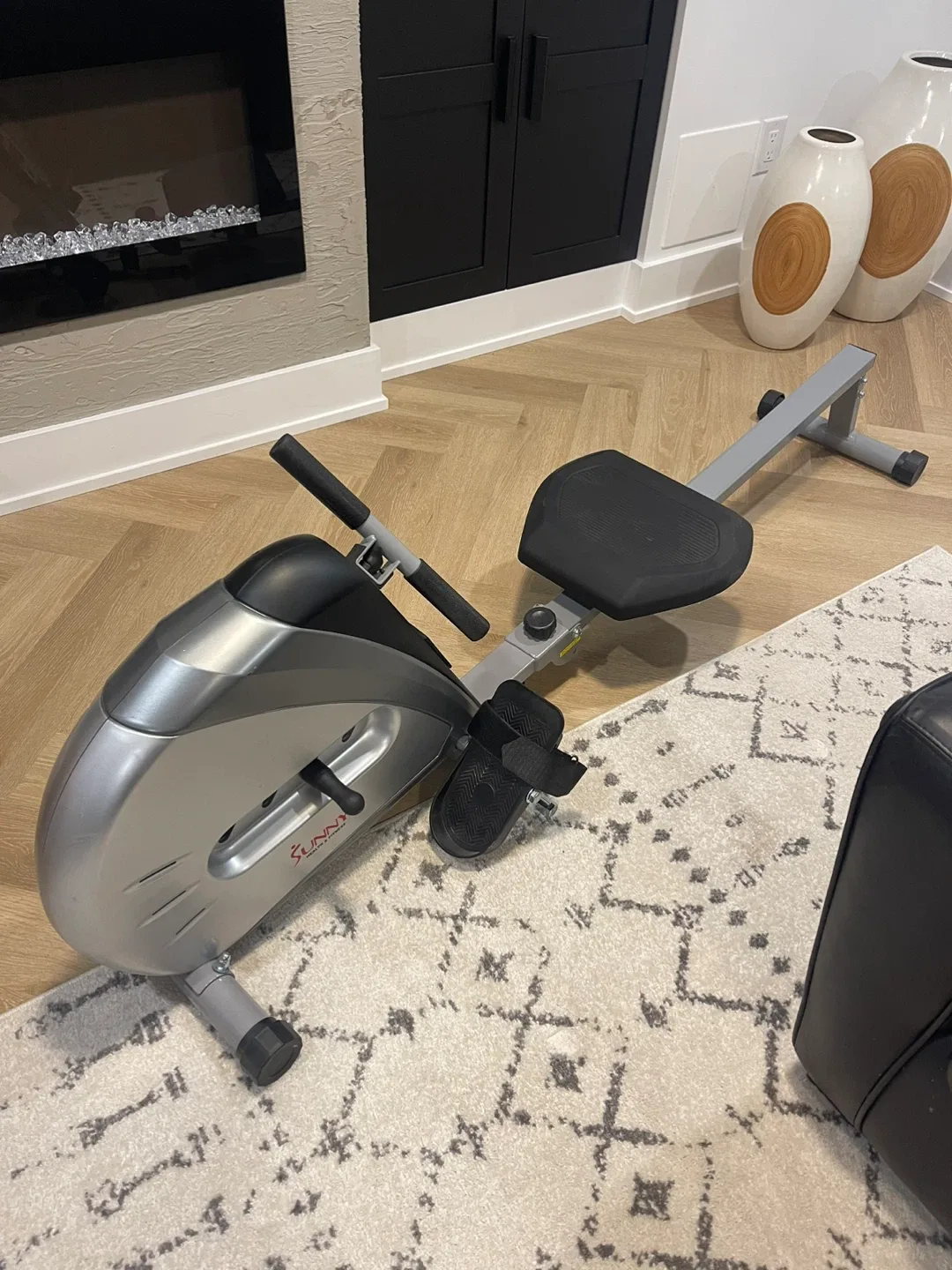 Sunny Health & Fitness Rowing Machine