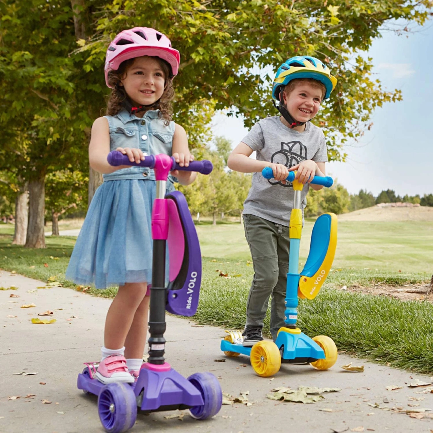 VOLO Kids Scooter with LED Wheels - photo 2