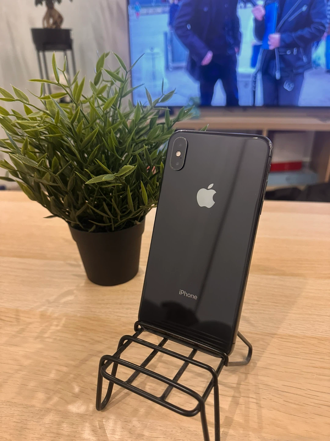 iPhone XS Max 64 GB- Black - photo 2