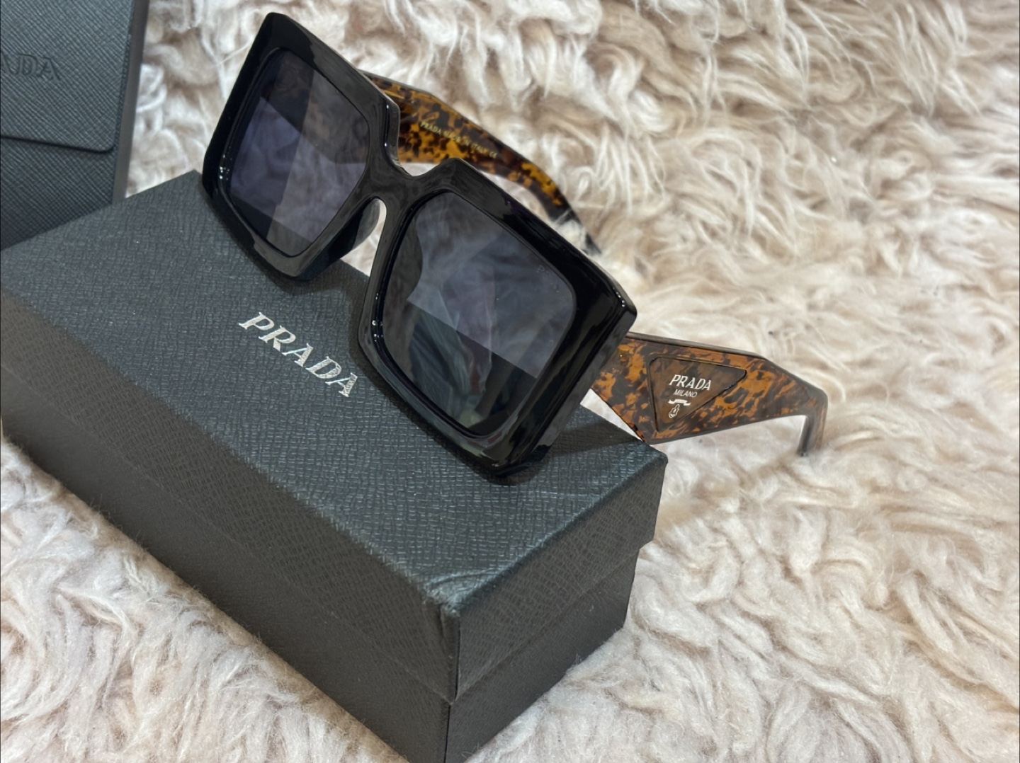 Prada Sunglasses Black and Tortoise - photo 3
