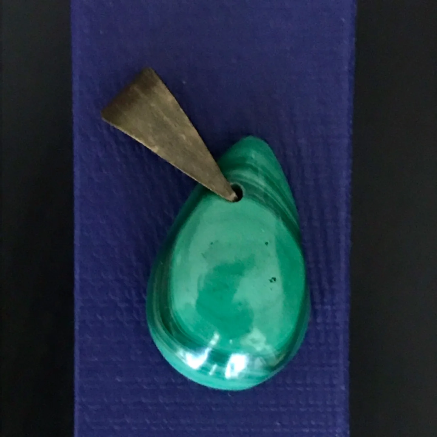 Malachite Teardrop Pendant (Jewelry)