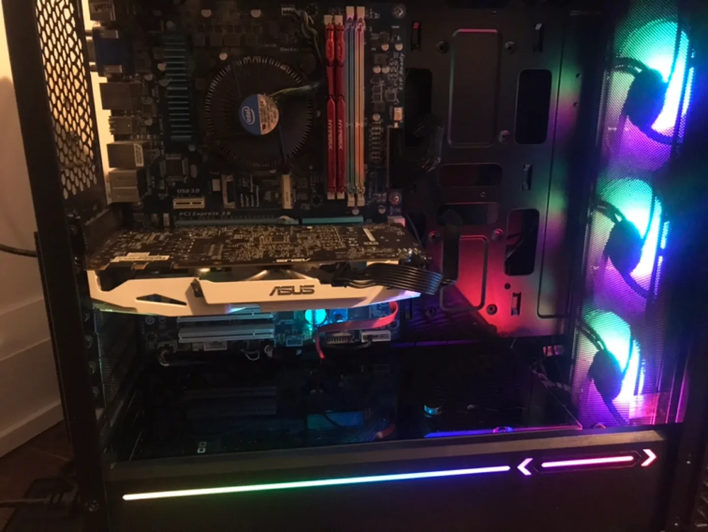 Custom  Xmas  gaming  PC - Intel i7-3770, ASUS 1070 GPU