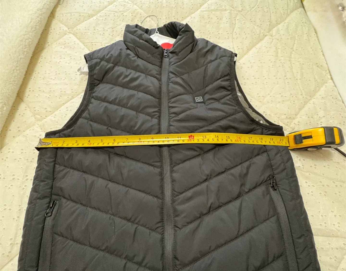 Black Heated Vest - Battery Pack not included image indicator(7)