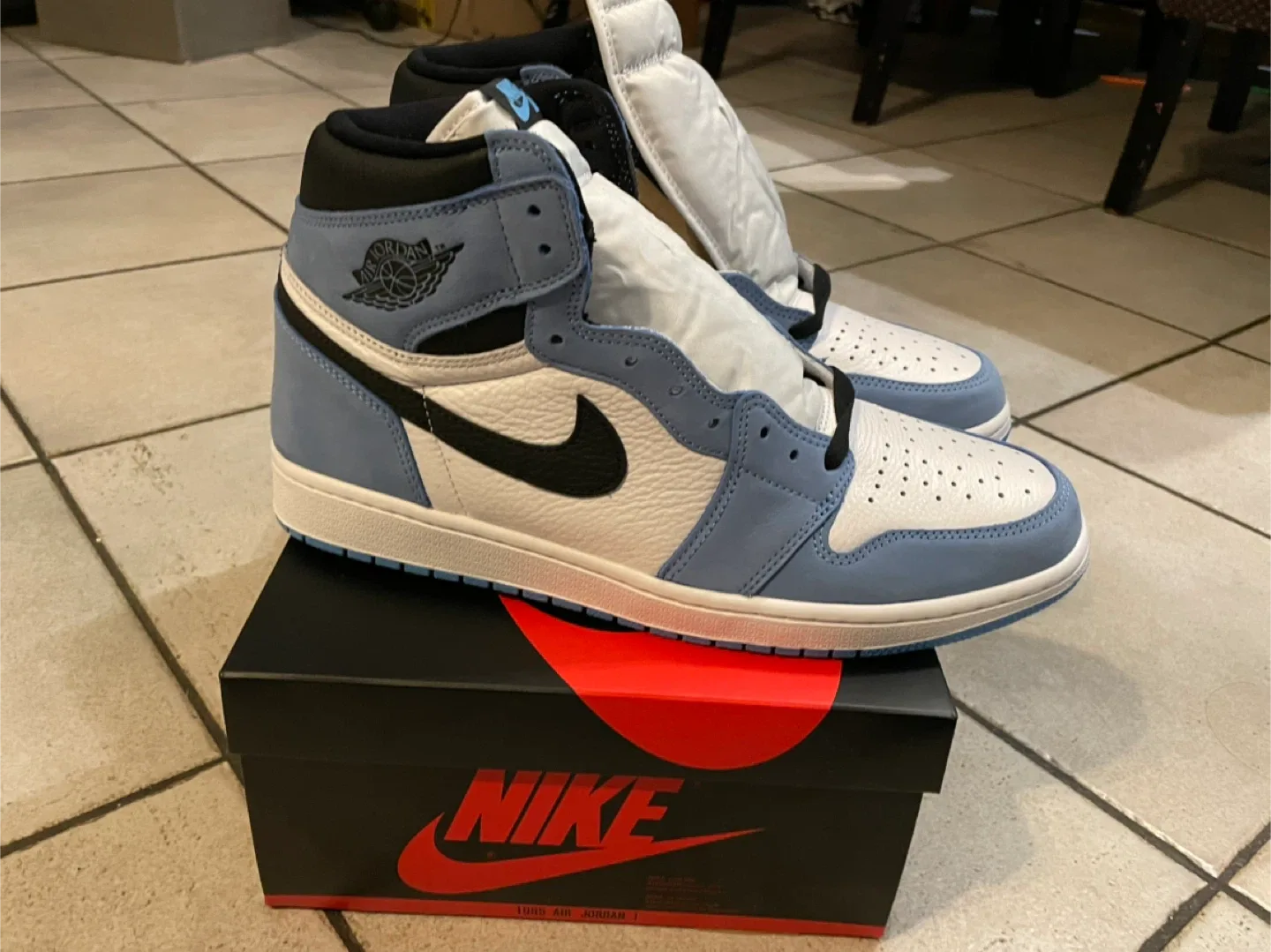 Nike Air Jordan 1 Retro High University Blue