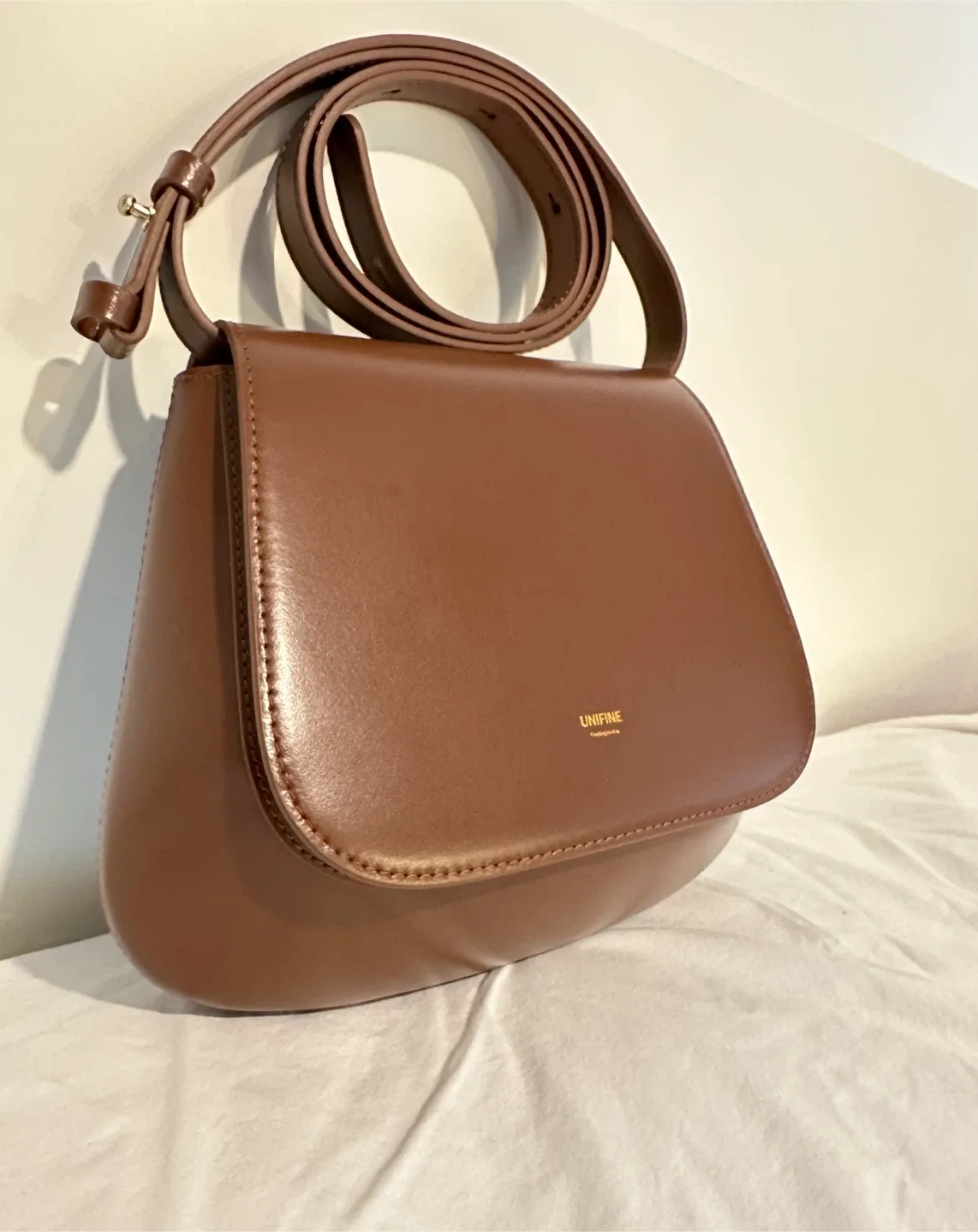 The chestnut-shaped bag