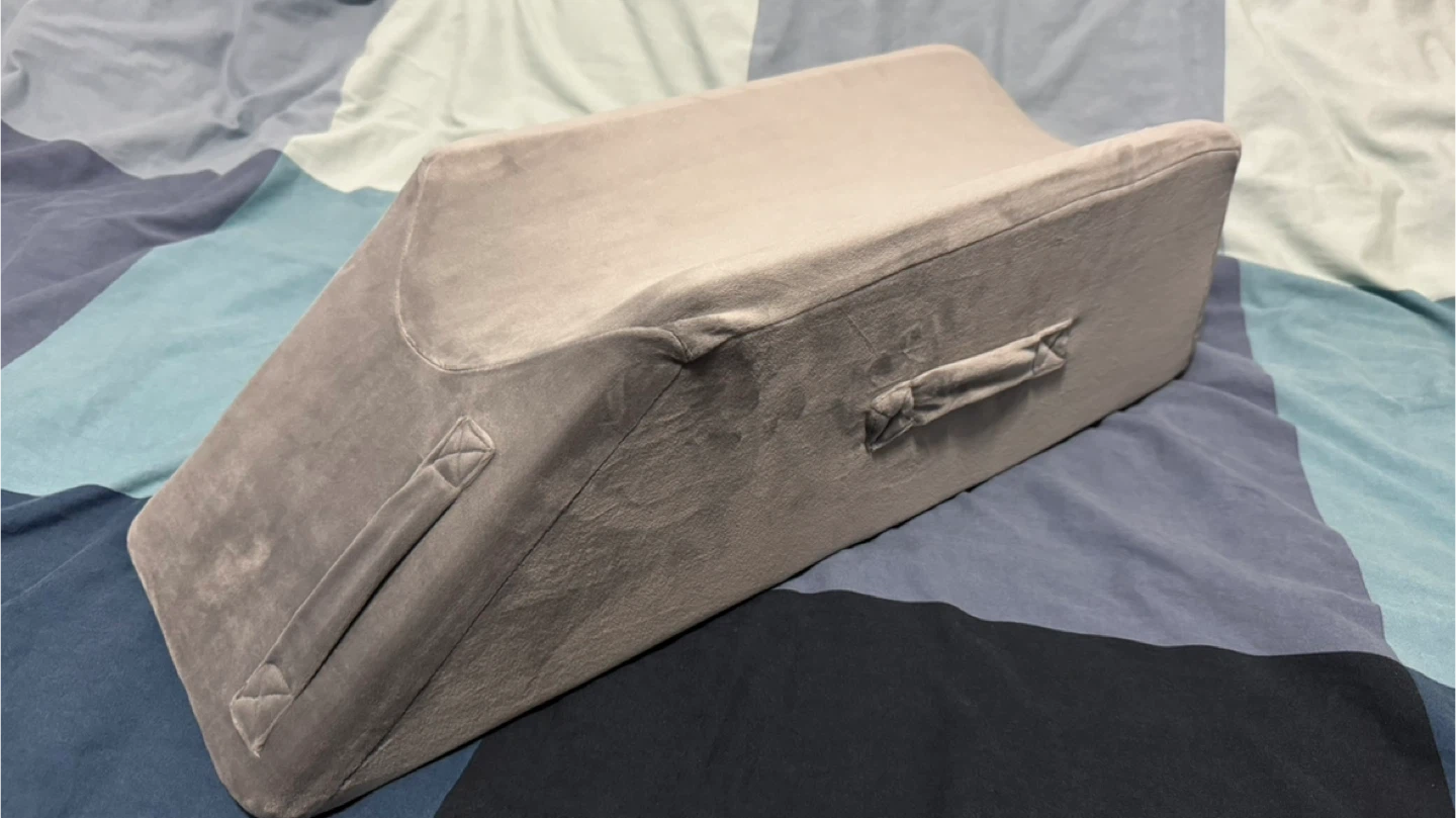 Leg Elevation Pillow - photo 2