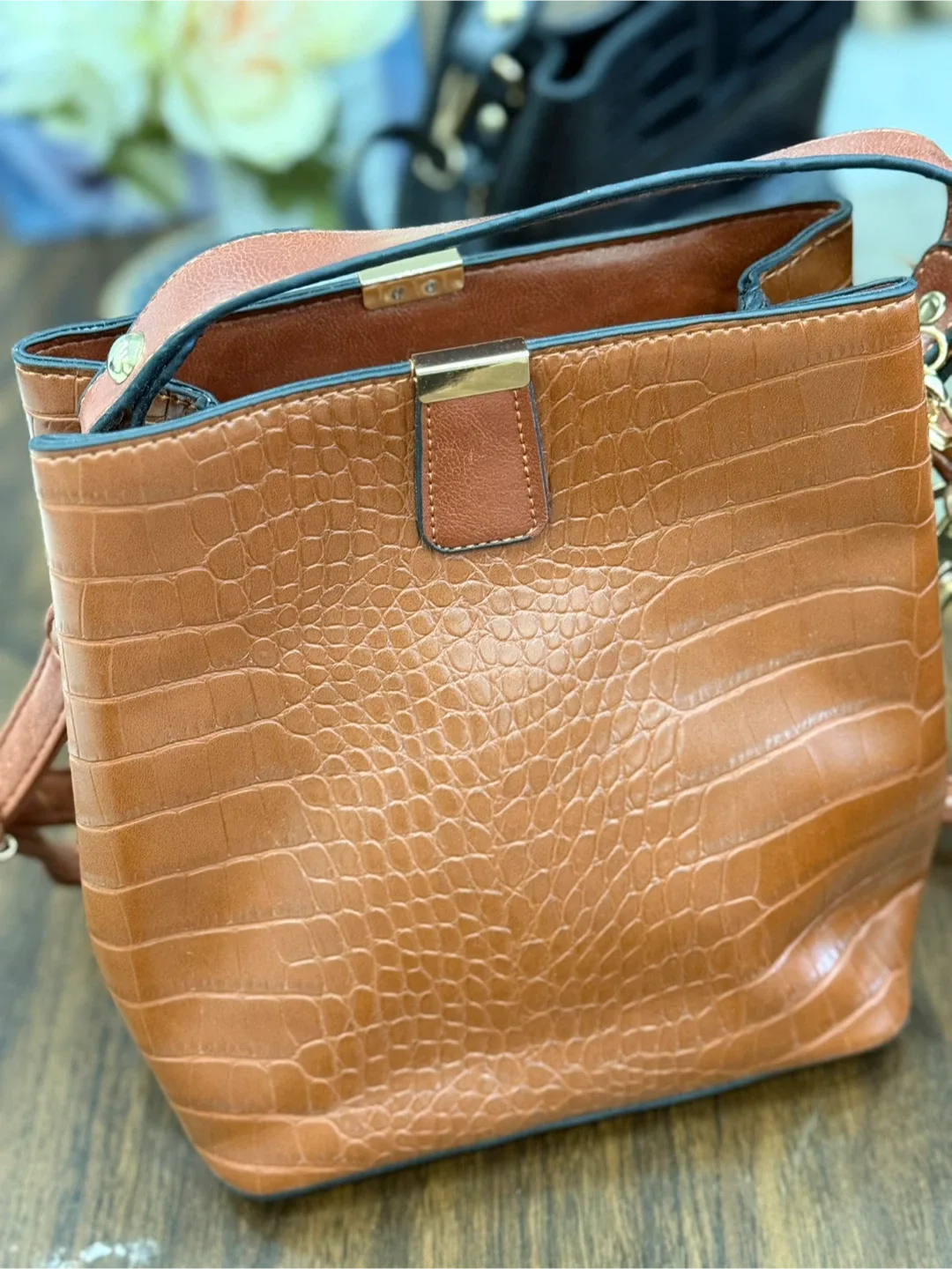 Brown Crocodile Pattern Shoulder Bag