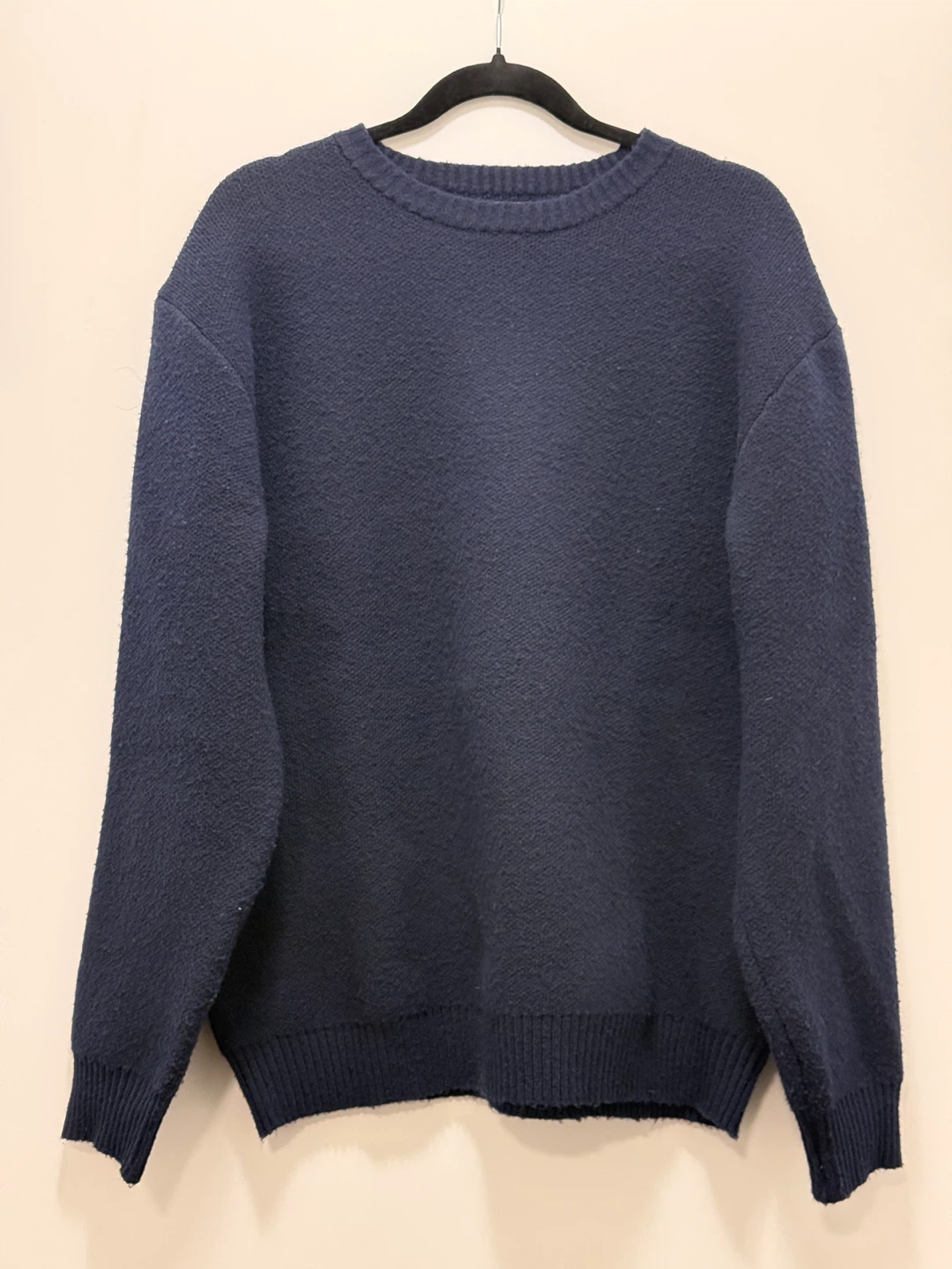Navy Blue Crewneck Sweater – Simple & Cozy Fit