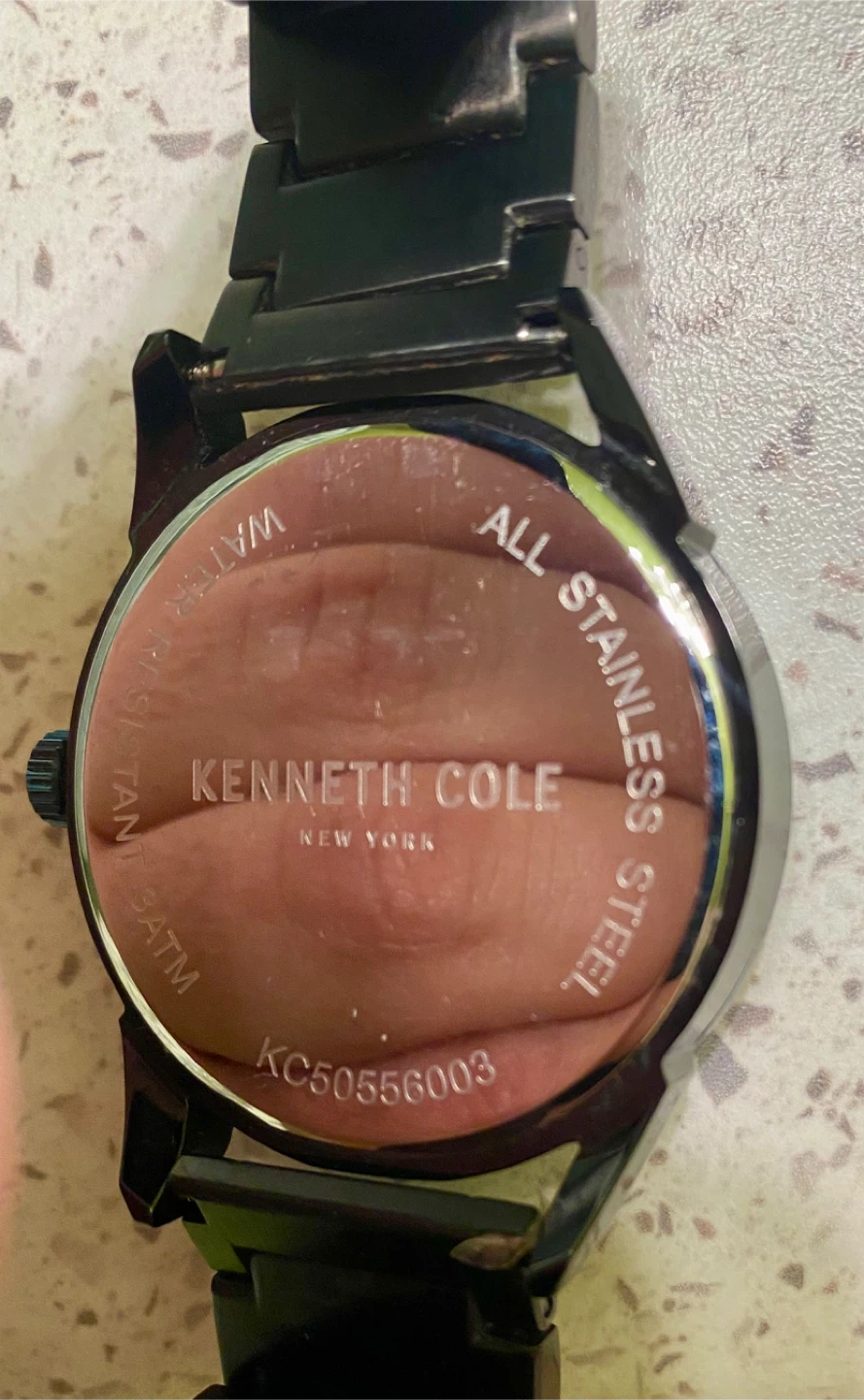 Kenneth Cole Black Watch - photo 4