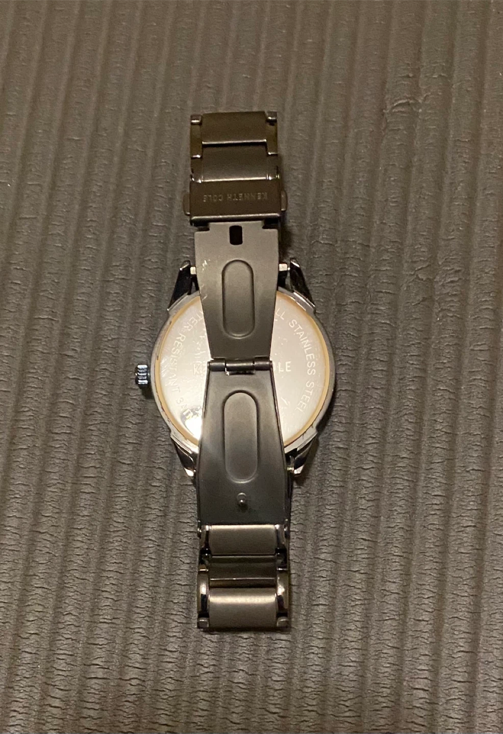 Kenneth Cole Black Watch - photo 3