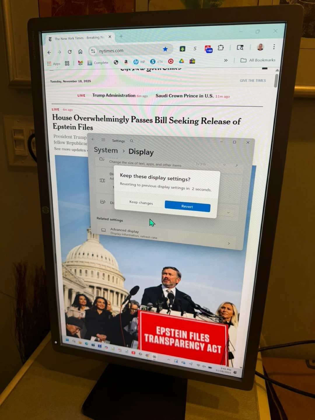 HP 24” Computer Monitor Horizontal or Vertical - photo 2