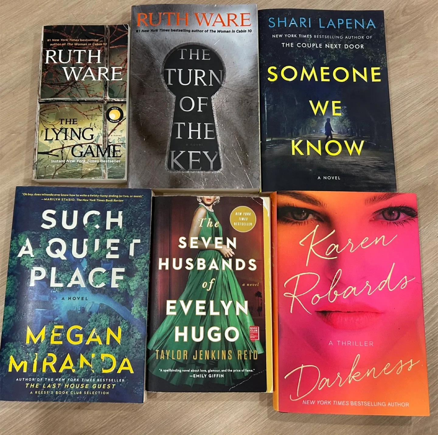 Suspense Books - Ware. Miranda. Lapena. Jenkins Reid. Robards