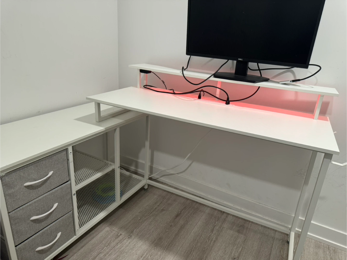 Seventable L-Shaped Desk with Drawers