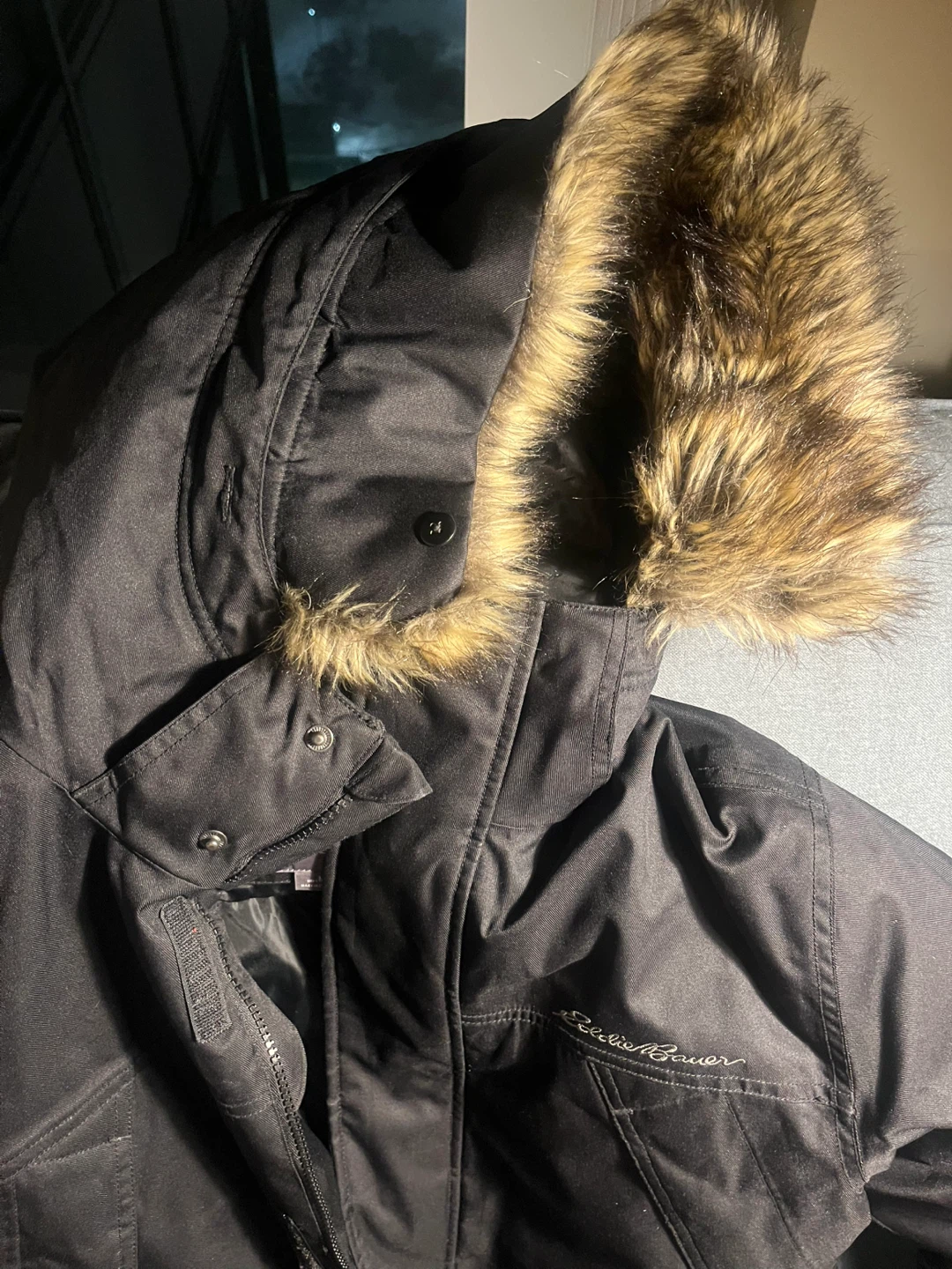 Men’s Eddie Bauer Black Winter Parka - Size M - photo 3