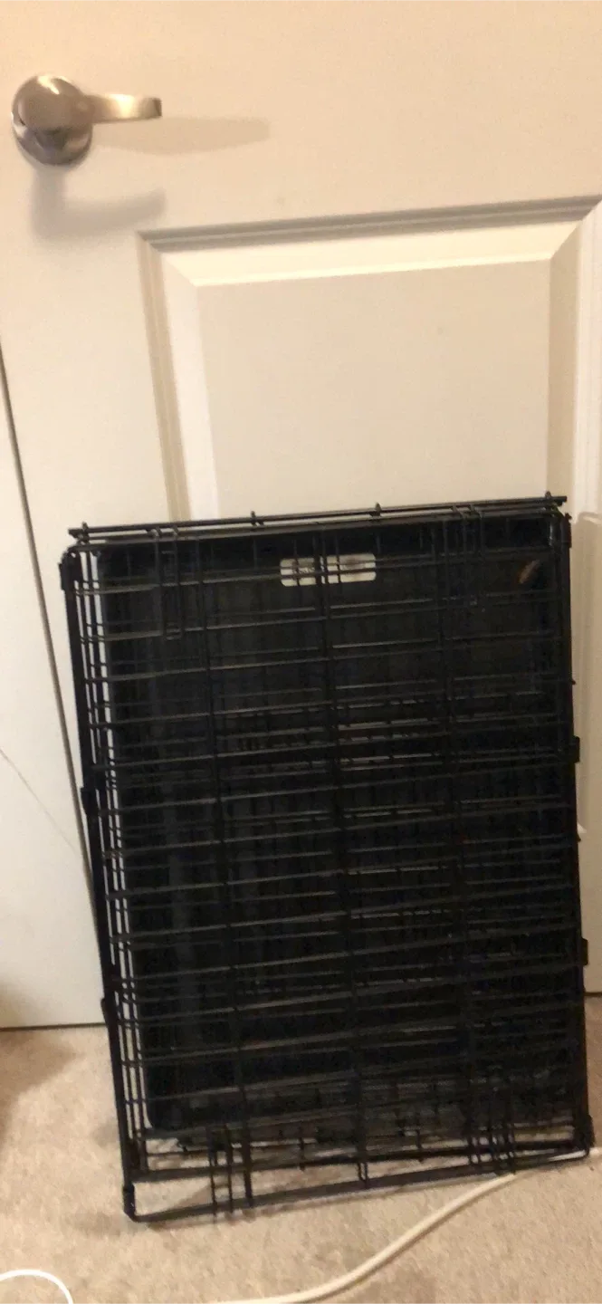Black Metal Dog Crate