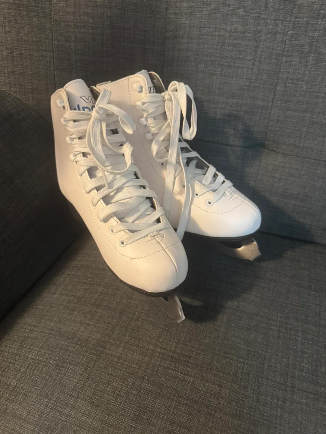 White Ice Skates Size 7