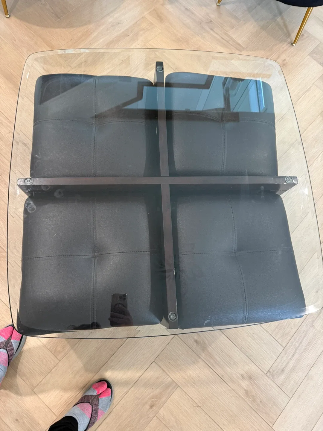 Glass Coffee Table with 4 Ottomans