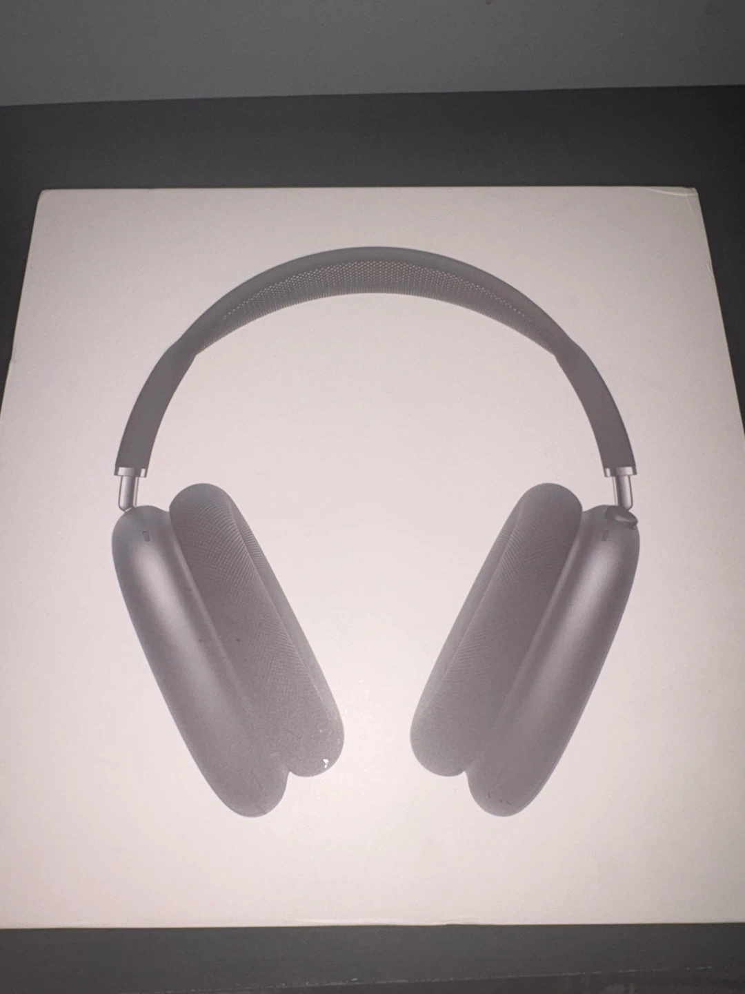 AirPod max midnight. Open box active serial number
