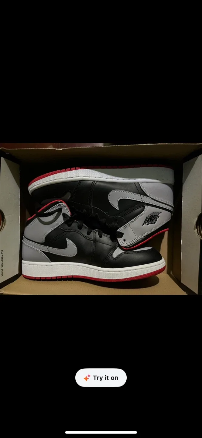 Nike Air Jordan 1 Mid Shadow Red