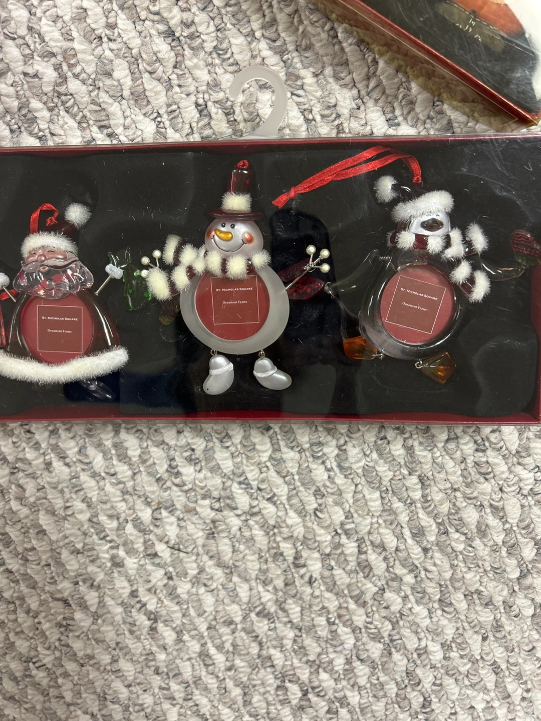 St. Nicholas Square Ornament Frames - photo 3