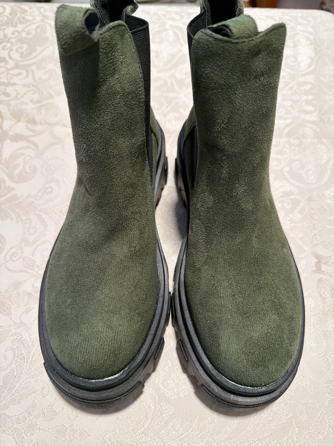 Size 36 Green Suede Platform Chelsea Boots