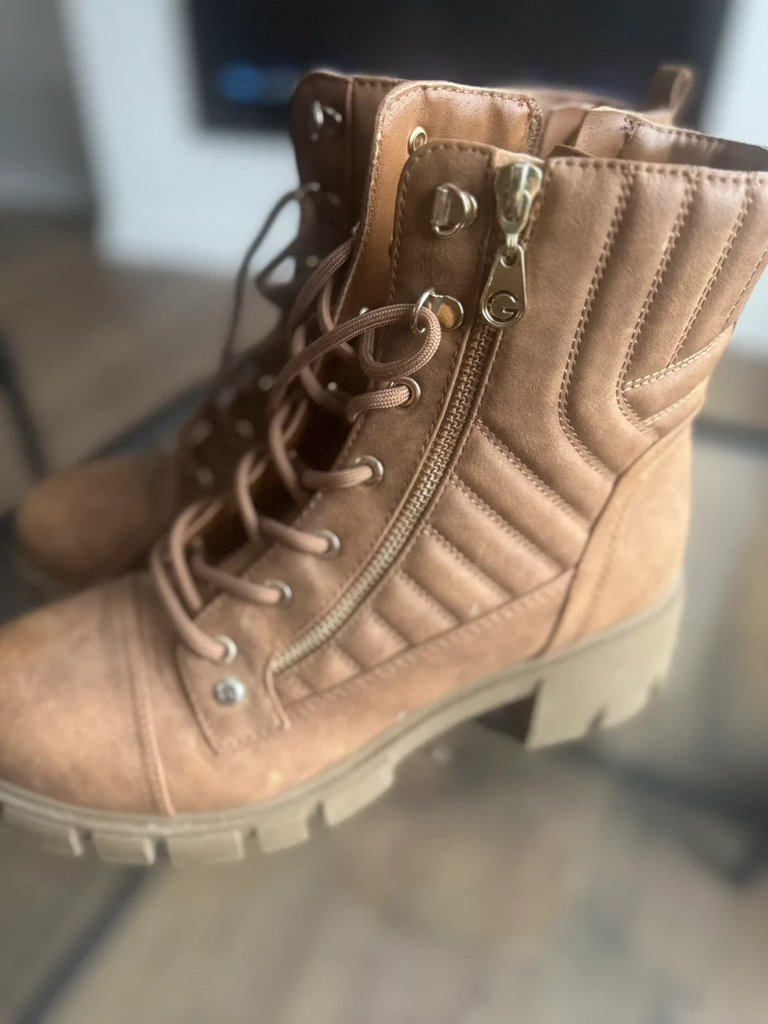 Guess Los Angeles Brown Boots - Size 10M