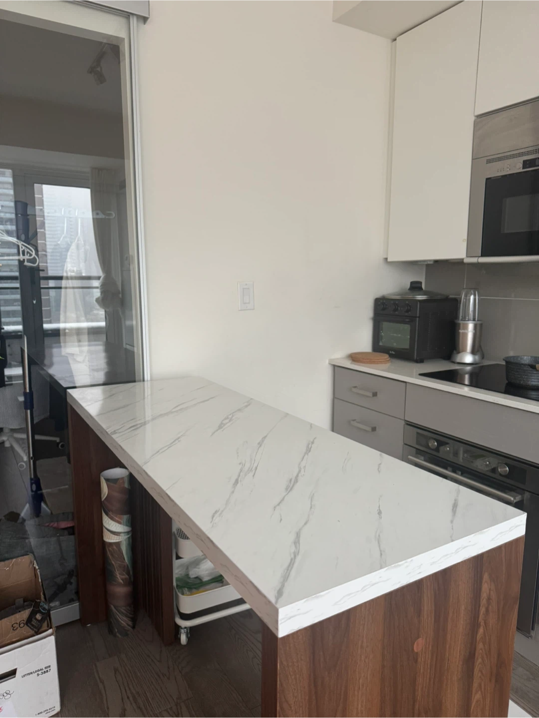 Counter Height Bar Table