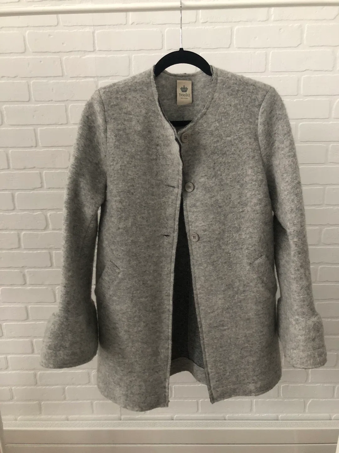 Bee&U Grey Wool Blend Coat - Size M/M