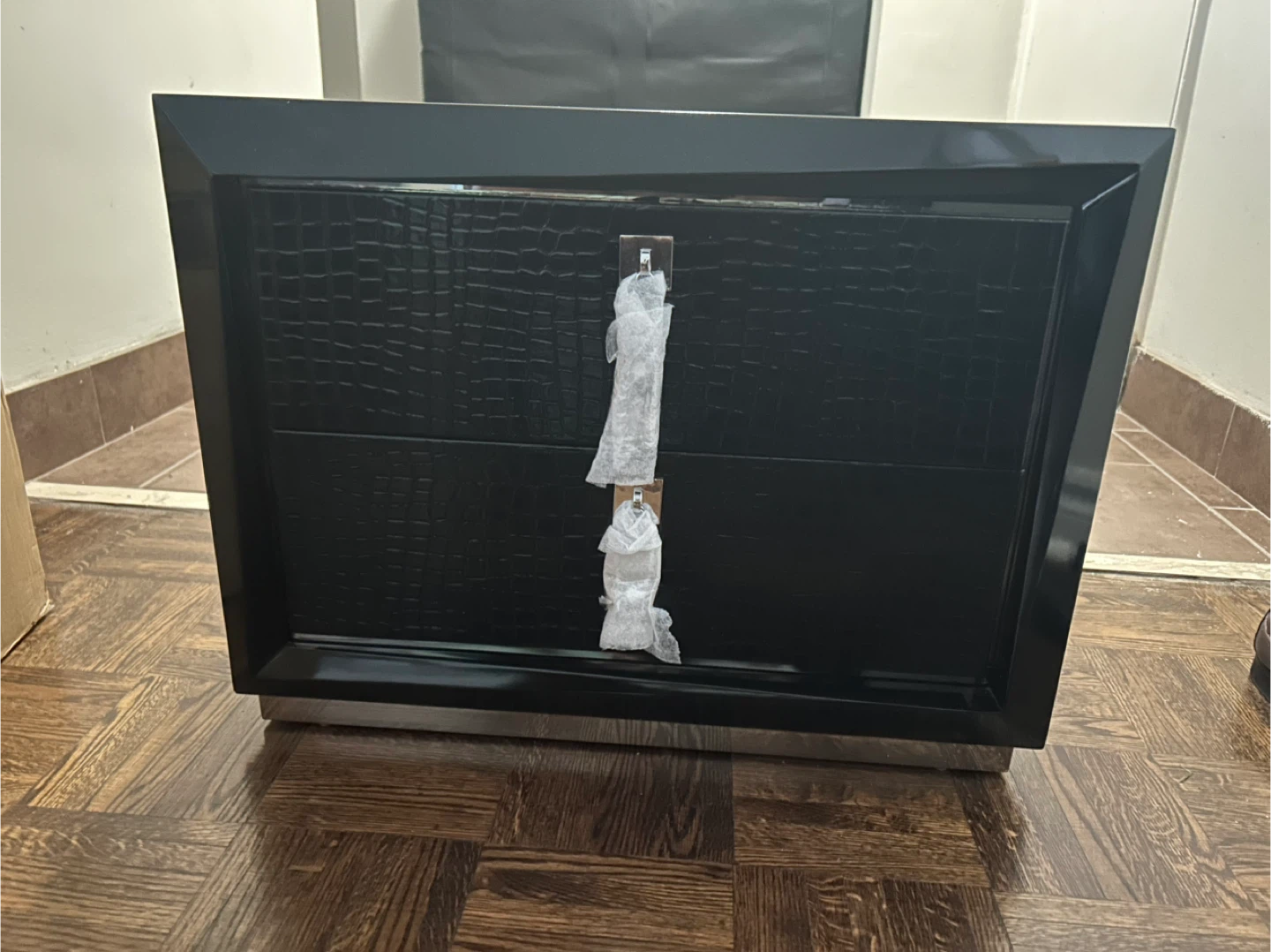 New Black Nightstand/bedside dresser/table with 2 drawers - photo 2