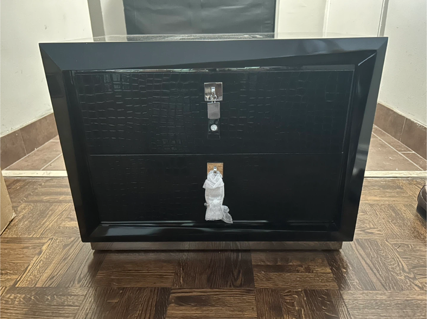 New Black Nightstand/bedside dresser/table with 2 drawers