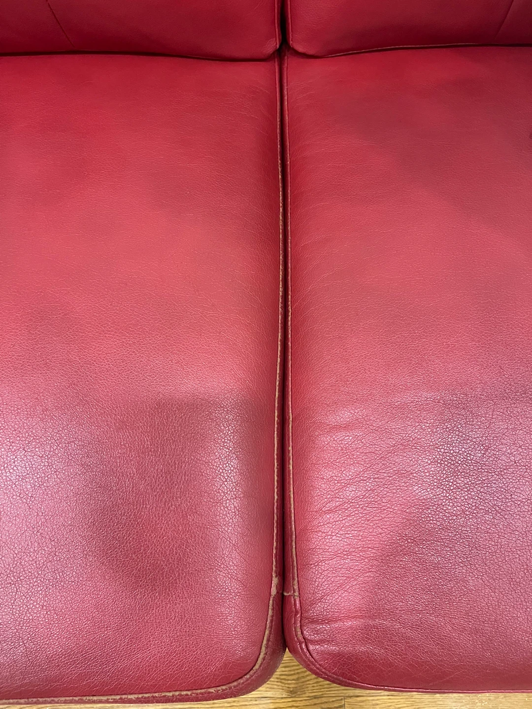 Red Faux Leather Sofa - 2 pieces - photo 3