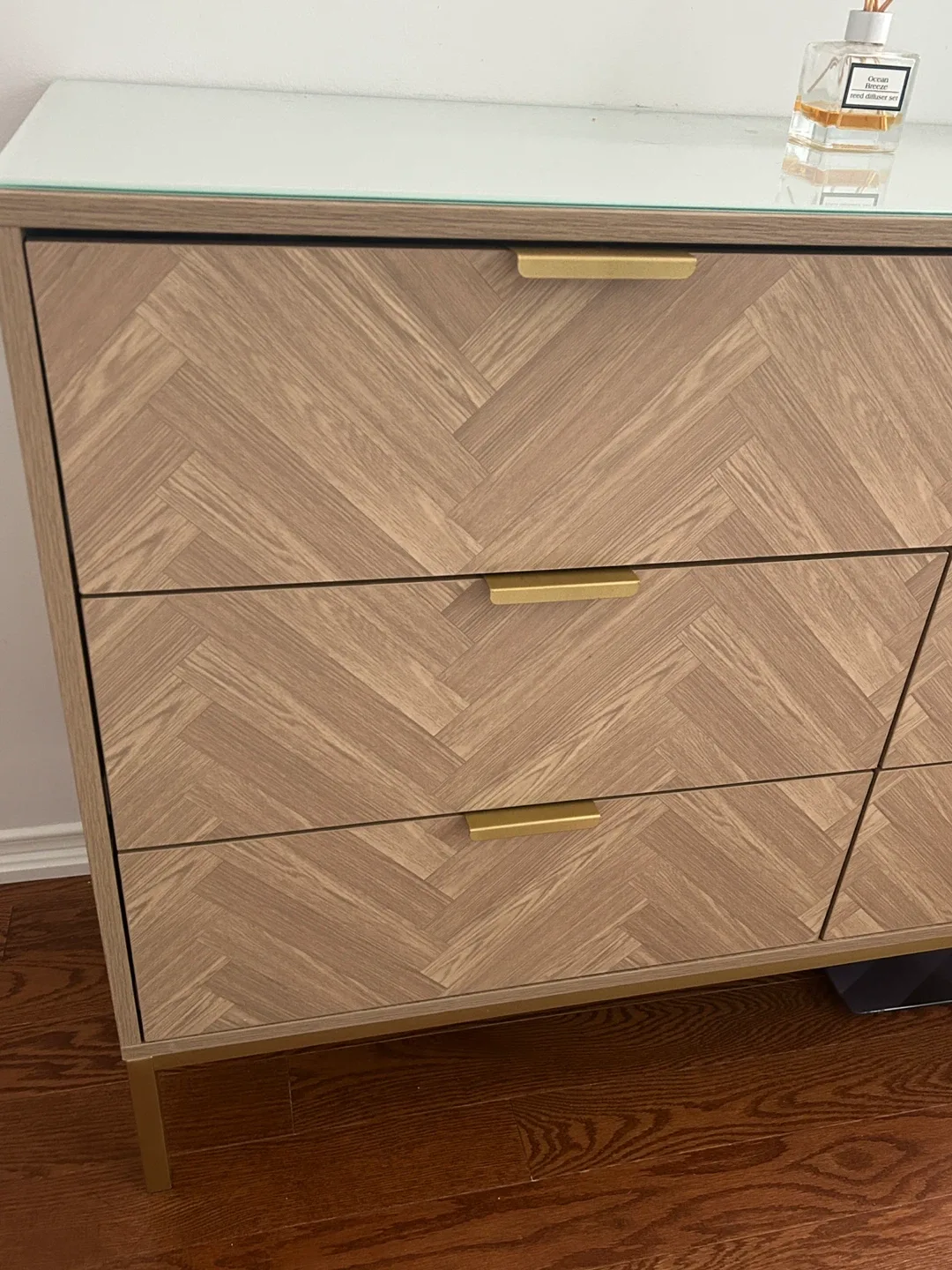 6 drawer dresser in light oak/gold image indicator(6)